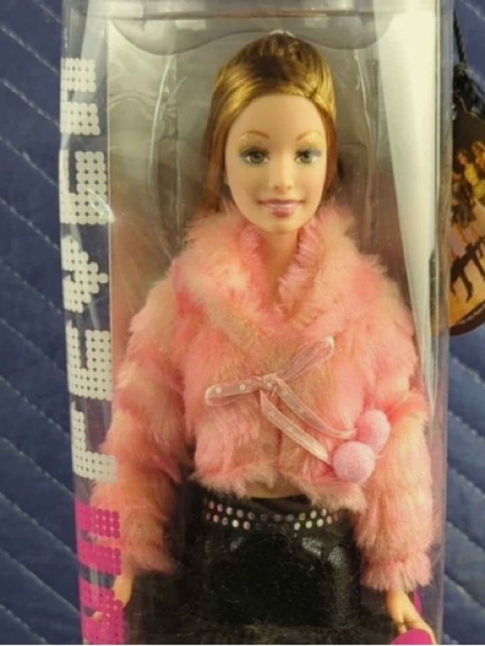 2006 Fashion Fever Barbie Doll